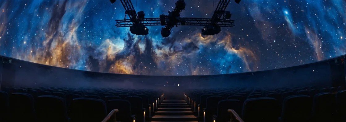 Planetarium z projekcją sferyczną — NextAV
